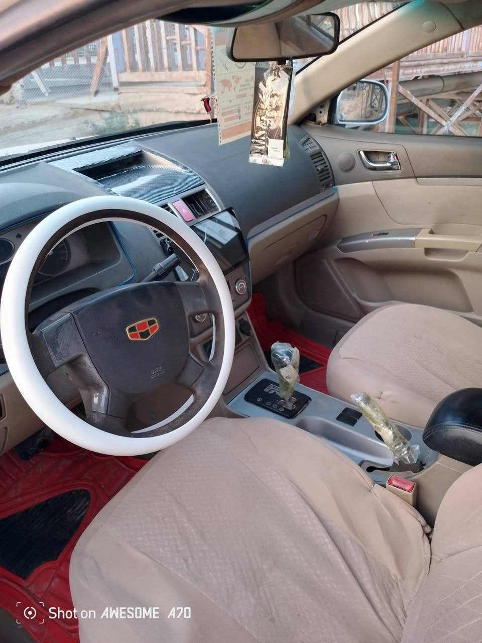 سياره ام كراند 
سياره ام كراند للبيع موديل 13 سياره كفاله عامه فقط جاملغ الأمامي بي ضربه مكينه وكير جدد بلاد اوتوماتيك حداديه طخم تاير جديد تبريد ثلج رقم بصره راعيها بناصريه شرط تحويل غرامات مصفره سعر 50وبيها مجال مكان ناصريه الشطره ***********
