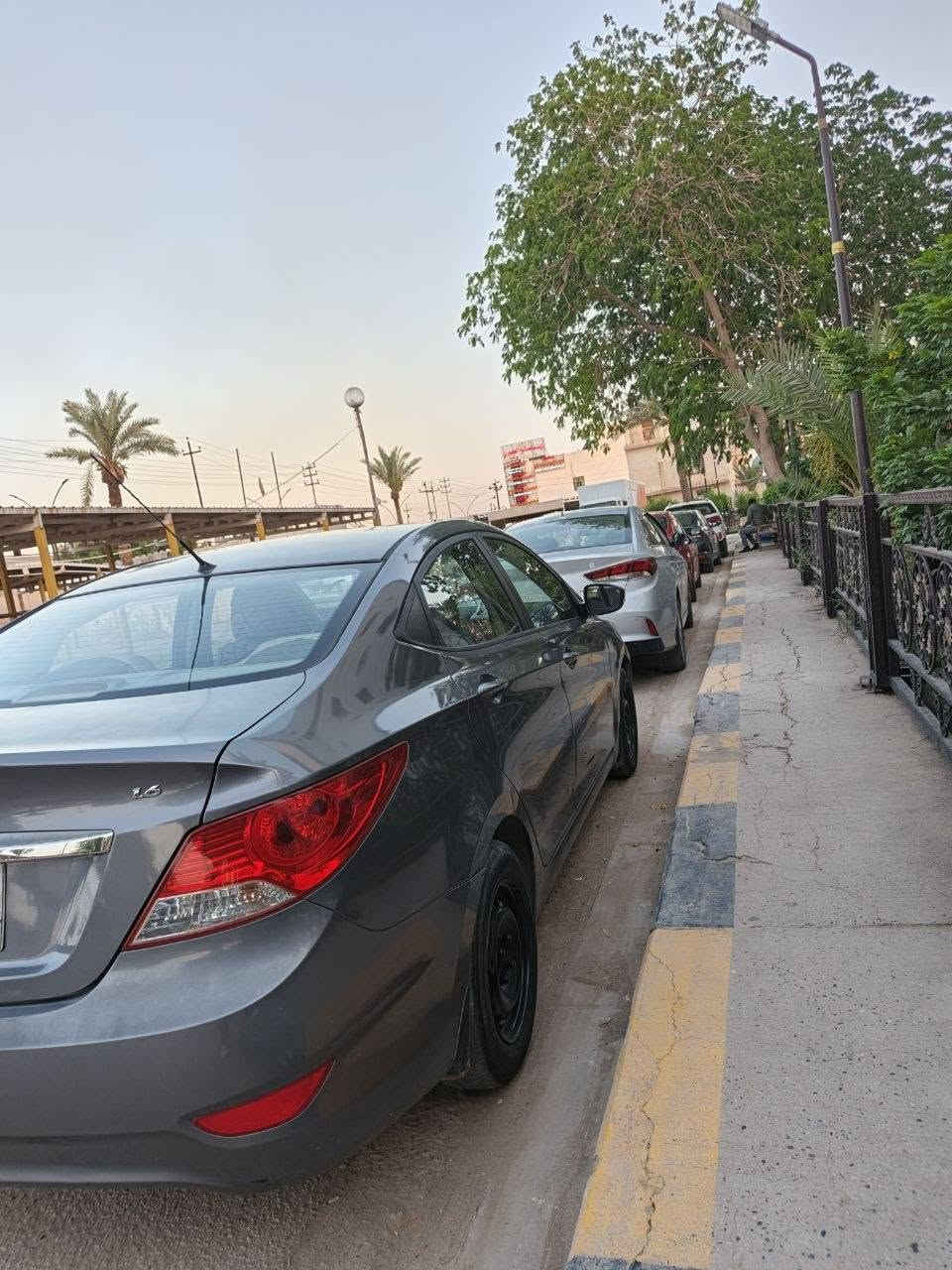سلام عليكم 
للبيع ...
اكسنت 2015 خليجي محرك 1400 
#كفالة_عامـة 
رقم قادسية ، ومكانهة ديوانية 
ماشية 148 قابل للزيادة ،
السعر 89$ ، 
السيارة أن شاء الله جاهزة مابيهة أي نقص كلشي بيها شغال أن شاء الله.
للتواصل ***********
