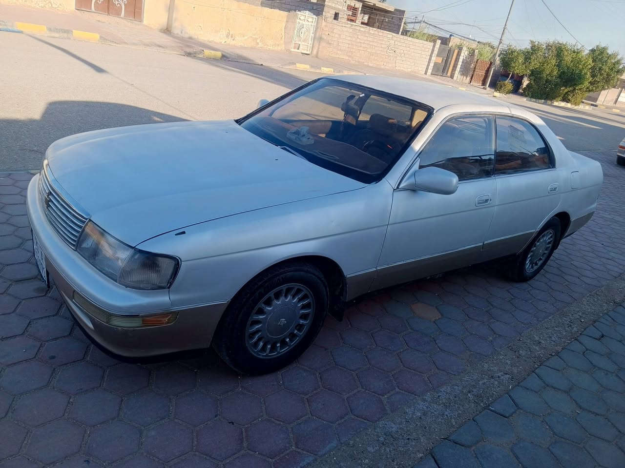 سلام عليكم سياره بطه للبيع
مديل 1992 
مكفوله من الكص ونقل جثه 
محرك 2500 
سنويه ب 2031 مشروع وطني 
رقم دولي نكليزي بسمي تحويل ثاني يوم 
سياره مكفوله 
السعر 48 للاتفسار ***********
