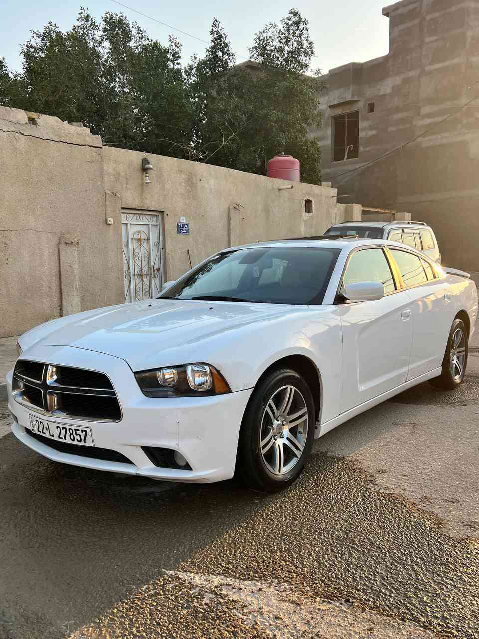 السلام عليكم اخوان مكلف بنشر اتصل براعيها وتدلل ***********
دودج تشارجر موديل 2012 وارد كندي بيها كص بلبجم و 3 قطع صبغ باب وجاملغ وبنيد باقي اصلي بدون صبغ فول مواصفات فتحه داخل بيجي كشن مخمل محرك 3.6 كير كصبه شاشه جبيره تبريد حداديه خلفي امامي نافضها بيدي تخم تاير جديد صارله شهرين ويل خليجي جديد لايت ناصي زنون اصفر شمسي والعالي زنون ثلجي  هورنات طاط يوكن شرط اصلي كلها جاهزه ترايك الاربيل  رقم اربيل دولي بسمي اريد تحويل مباشر باسم مشتري هزه جديده مكان سياره البصرة السعر 135
***********
