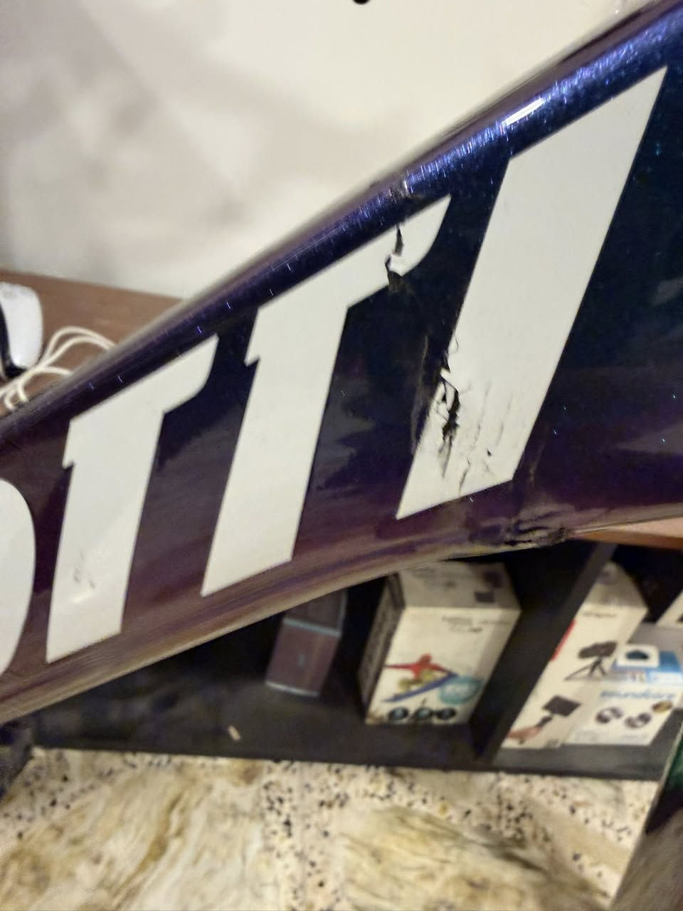 السلام عليكم
فريم كاربون اب هذه الشكل ارتفاعه 54 

سترين او ماشه كاربون كامل ويه المجمع او بوري سرج او سرج كاربون فقط بيه هذه الكسر مثل ما موضح بل صوره


**إذا كنت صاحب هذا الإعلان وتريد حذفه لأي سبب، رجاءا أرسل رسالة إلى الدعم الفني**