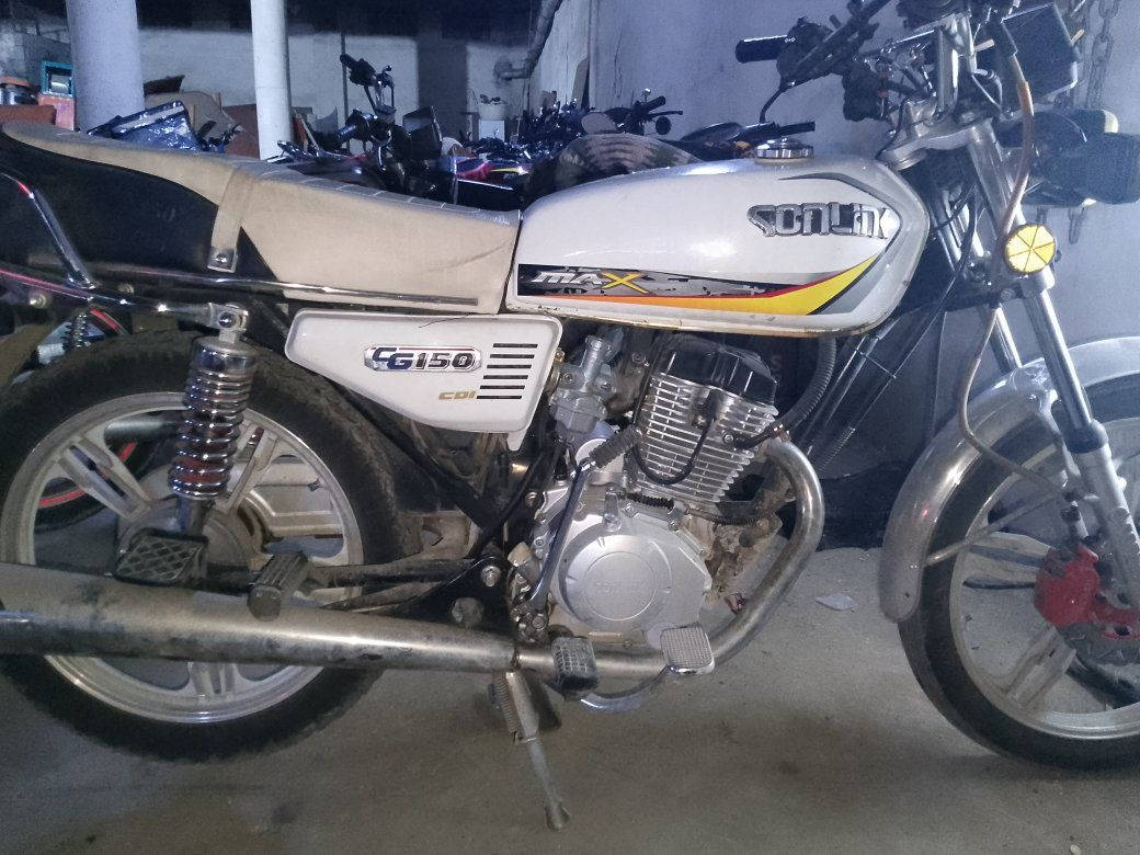 سلام عليكم سونك للليع بداعي السفر ميتور نضيف انا جنه ماني تاجر طالب فيو 500 ال منفيس موجود


**إذا كنت صاحب هذا الإعلان وتريد حذفه لأي سبب، رجاءا أرسل رسالة إلى الدعم الفني**