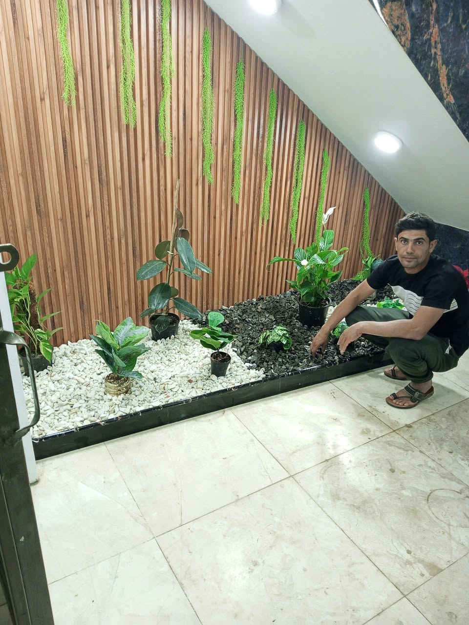 هندسة حداق وديكورات وشلالات ونفورات ***********
