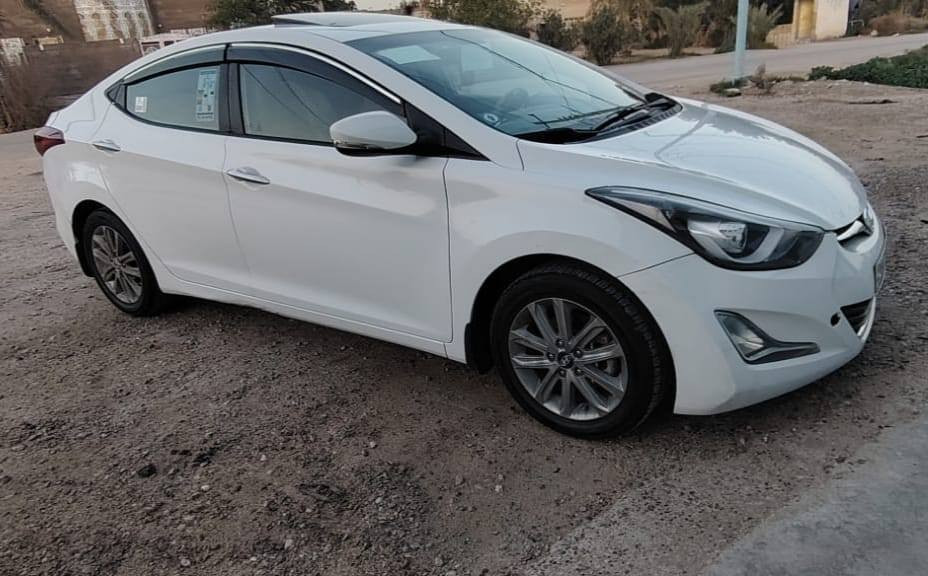 سلام عليكم الانتره 14 شكل 16 مكينه 1800 رقم بابل انكليزي سياره مكفوله من ضربه وتبديل فقط جاملغ صبغ سياره حلوه  وجاهزة من كلشي اي استفسار ***********
