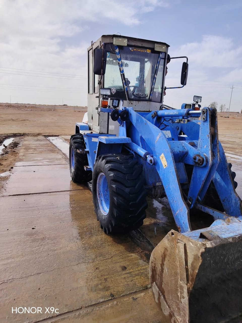 سلام عليكم من رخص ابو كروب شفل  البيع هيتاشي حجم 50مودليد 2005رقمه لانبار سنوه هزه كل جديد رقمه لانبار  متوجد شفل في لانبار قضاء الرطبه ***********
