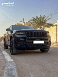 بسم الله الرحمن الرحيم اللهم صل على محمد وآل محمد  جيب شيروكي فئة L عد...