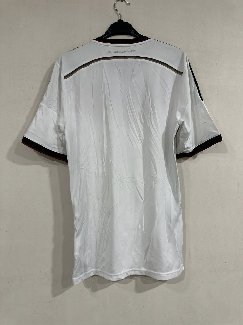 دريس اصلي
✨ القياس: M
✨ الحالة: قطعة جديدة تقريبًا
✨ الأصالة: أصلي 100% (ليس تقليد)
✨ الاستخدام: رياضي / كاجوال
💰 السعر: 20 ألف مع التوصيل

قطعة أنيقة ومريحة، مناسبة للرياضة أو اللبس اليومي، فرصة ممتازة لعشّاق منتخب ألمانيا ⚽🔥


**إذا كنت صاحب هذا الإعلان وتريد حذفه لأي سبب، رجاءا أرسل رسالة إلى الدعم الفني**