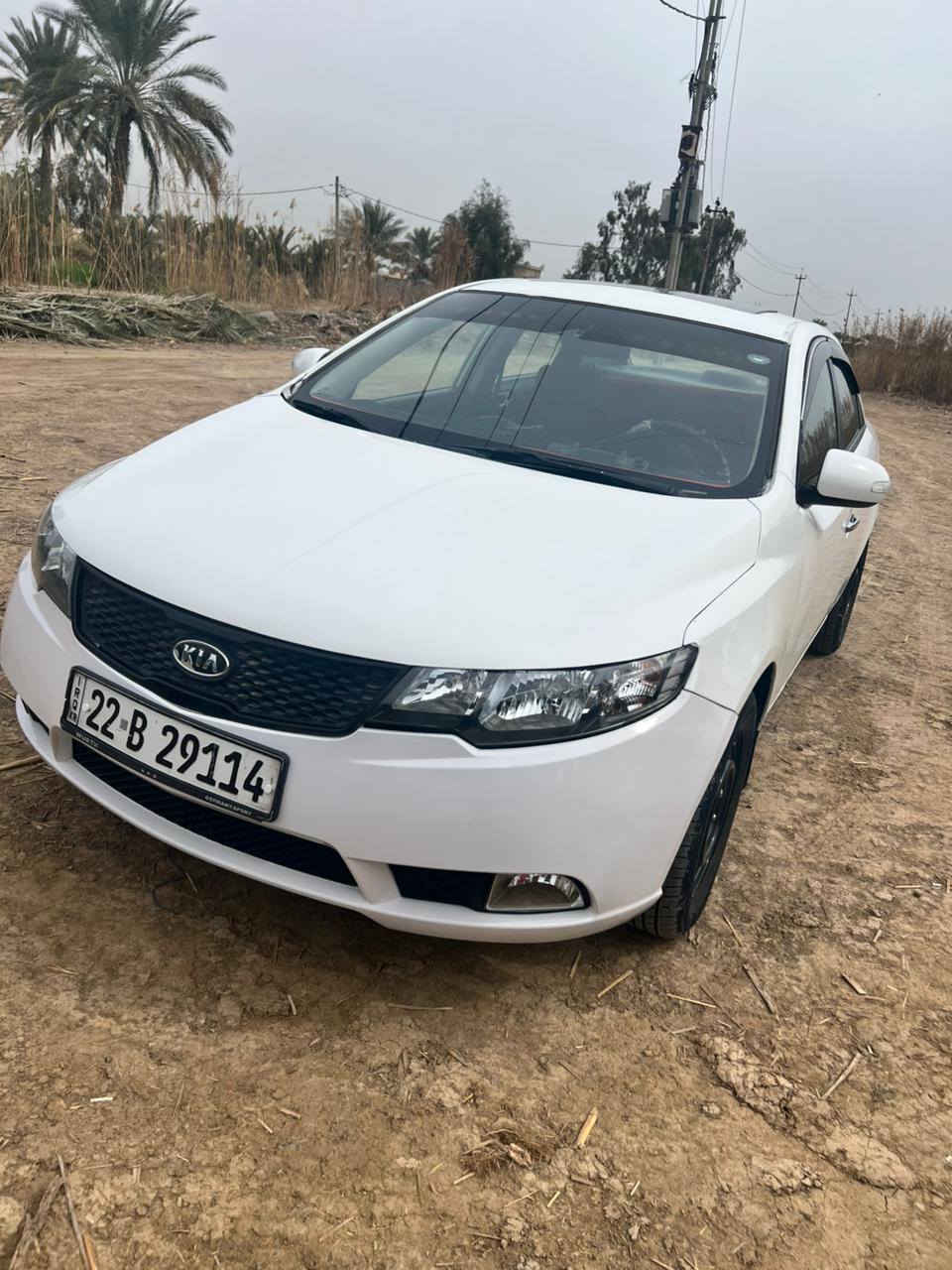 مكلف بالنشر
سيراتو 2011 رقم أربيل سنويه جديده رقم جديد
تخم تاير جديد
محرك وكير جدد
حداديه جديده
كير اوتو 6 نمر
سياره فول مواصفات فتحه بصمه كامره
السياره صبغ عام بدون اي ضرر
سياره مال جناي جاهزه من كلشي 
مكان السياره واسط قضاء الصويره طريق المطار الغنايه
السعر 88 بيهه مجال
***********
