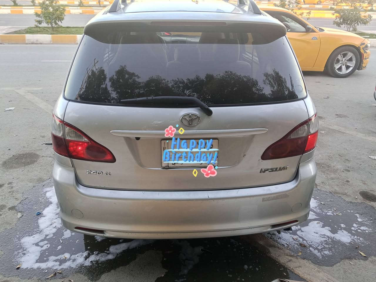 السلام عليكم ابسم موديل 2004 بصره تحويل مباشر توويل اصل كريستال اصل جاهزه مكينه كير  ستوني شادهن تبريد تخم تاير كارتون داخل بيجي ويل 16 كامره شاشه تحكم
جاهزه سعره 125
***********
***********
