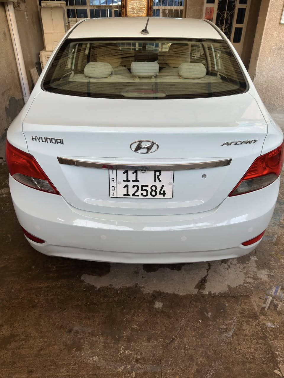 هونداي اكسنت موديل 2013 خليجي مكينه 1600 دبل قطره داخل عسلي واسود گير اوتوماتيك سياره تبريد ثلج مكينه مكفوله وكير صدر امامي خلفي كله جديد مواصفات السياره تحكم ستيرن شاشه كامره اشاير بالمري تخم تاير جديد سياره احلى من صور مكان سياره بغداد سعرهه 85 وبيهه مجال للاستفسار الاتصال على الرقم ***********
