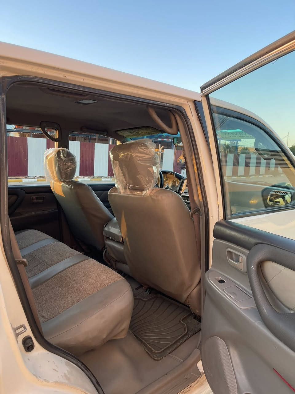 ٢٠٠١ رقم اربيل بيها حزام جاهزه للاخير مامتواجد ع فيس ***********.   ١٤٠$
