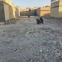 عندي قطعة أرض مساحة ٨٠٠ متر واجهة ١٤ متر ونزال ٥٧ متر سعرها ١٣٠ وبيهه ...