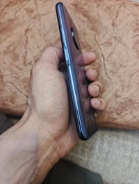 هواوي y9a جهاز نضيف بلادي ممفتوح ابد  ذاكره ١٢٨  غراضه موجوده كارتونه ...