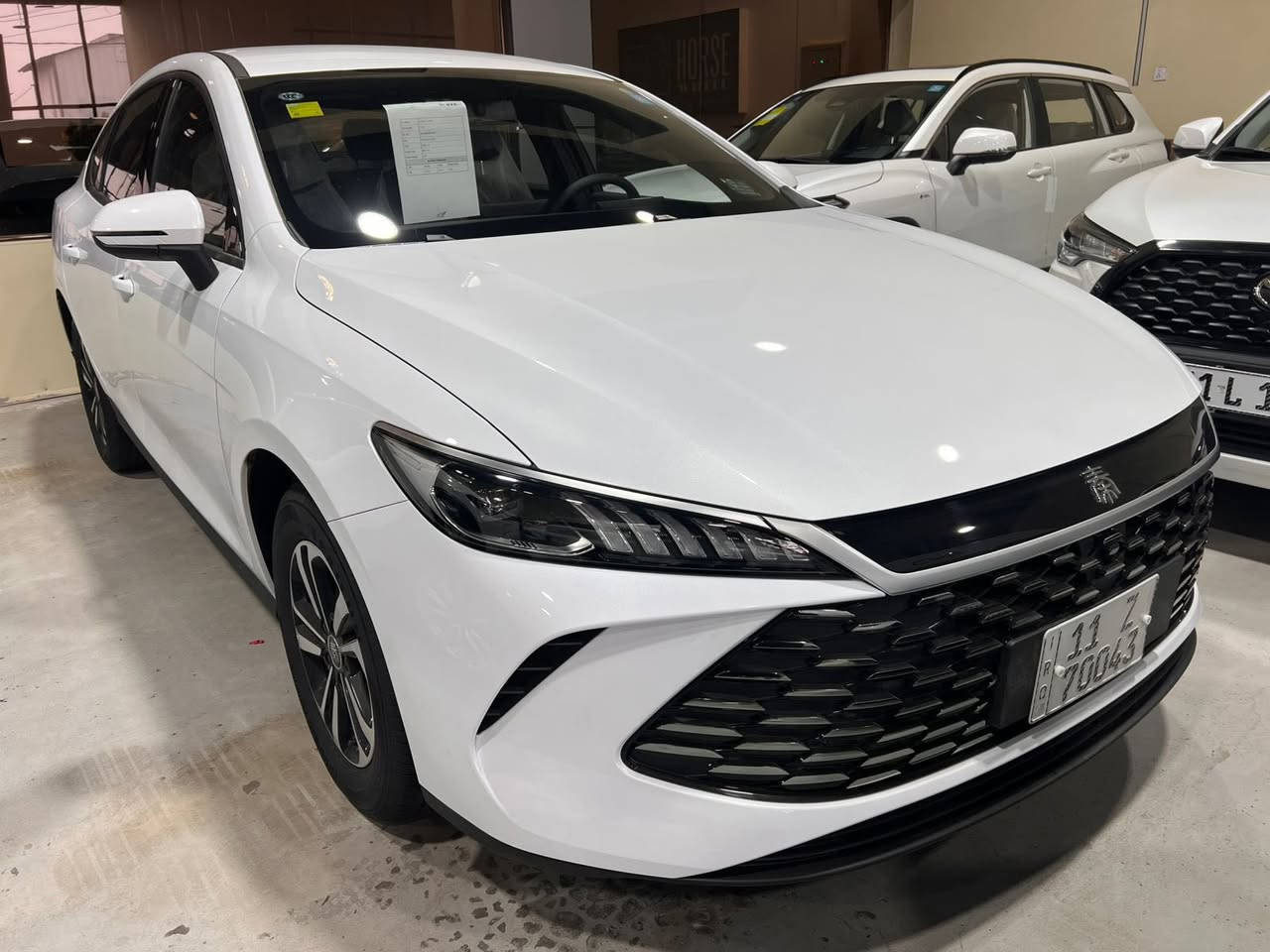 السلام عليكم بيوايدي  مرقم وجاهز لوحه وسنويه  ويل كاب كروم  مو عادي زيرور صفر وكل الغراض وياها  بسعر جوه السوك 
*********** يوجد وات ساب
