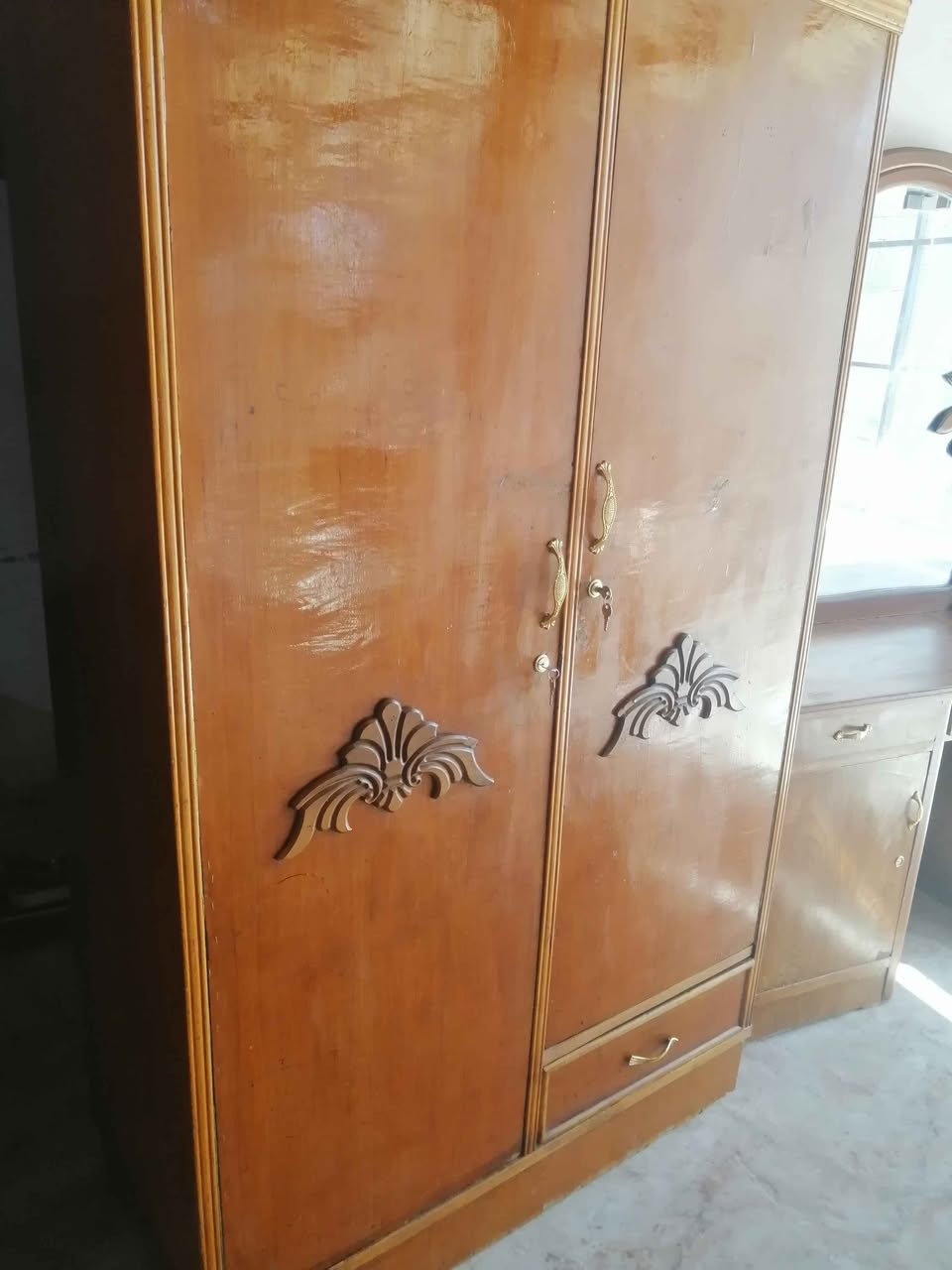 سلام عليكم من رخصة الادمن كنتور ابو اثنين صاج سعره ٩٠ الاتصال على الرقم *********** *********** مكانه كربلاء قريب شارع الحافظ عمود ١٣١ قرب دلالية الضياء كربلاء, العراق
