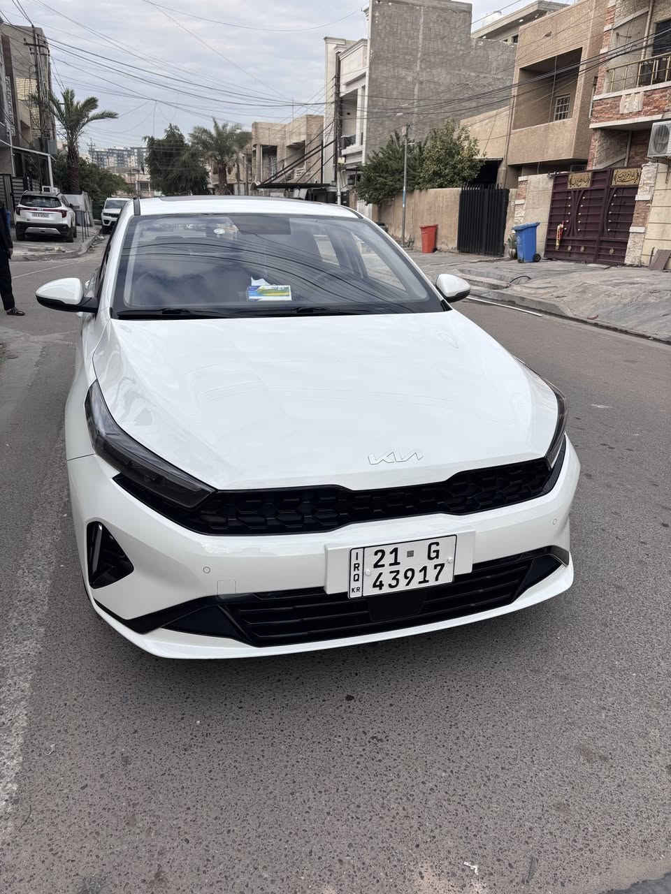 السلام عليكم 
KIA K3 2024
ماشية 20 الف
السيارة جديدة بالچيس
مكفولة كفالة عامة شخط ما بيها 
المواصفات معروفة 
السعر ١٤٧ وبيها مجال 
***********

