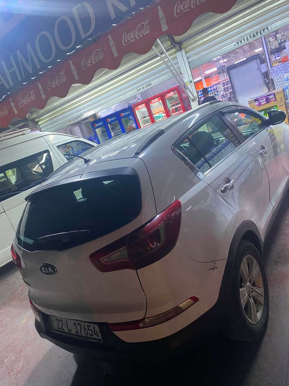 السلام عليكم سبورتج موديل ٢٠١١ خليجي سنويه ابسمي محرك جديد تبريد خير من الله السعر ١٢٠ وبيها مجال الشراي مكاني بغداد بيها قطعتين وسونارها موجود رقمي *********** واتساب
