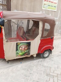 تكتك 22شهر 8 رقم وسنويه بيه لغد مصبوغ وبيه بص الباب 3اصابع ومعمره خياس...