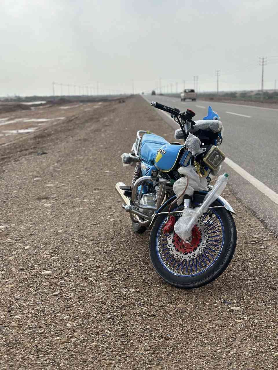 سلام عليكم دراجه تايكر2025كفاله مابيه نقص اوراق كامله السعر 600 مكاني ديالى بعقوبه ***********
