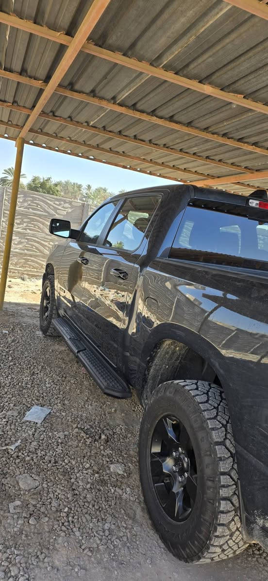 دوج رام٢٠٢٥ جديد سيارة بدون صبغ تبديل قطعة واحدة حادث بيسيط رقمي ***********
