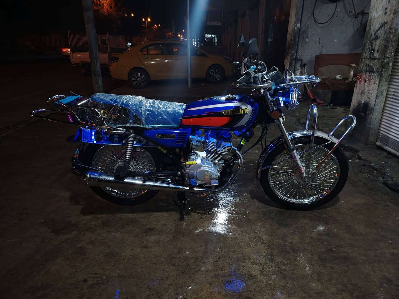 تايكر ٢٠٢٠ محرك مامفتوح شرط المحرك أخرس شلعه ومعدل كهربائيات كله شغاله مابيه اي نقص الماطور كله شرط العنوان حي البكر بعد جامع البديع رقم تلفون *********** بيه واتساب اخوان خاص مارد واتساب أو اتصال عله الخط السعر ٦٥٠ الف
