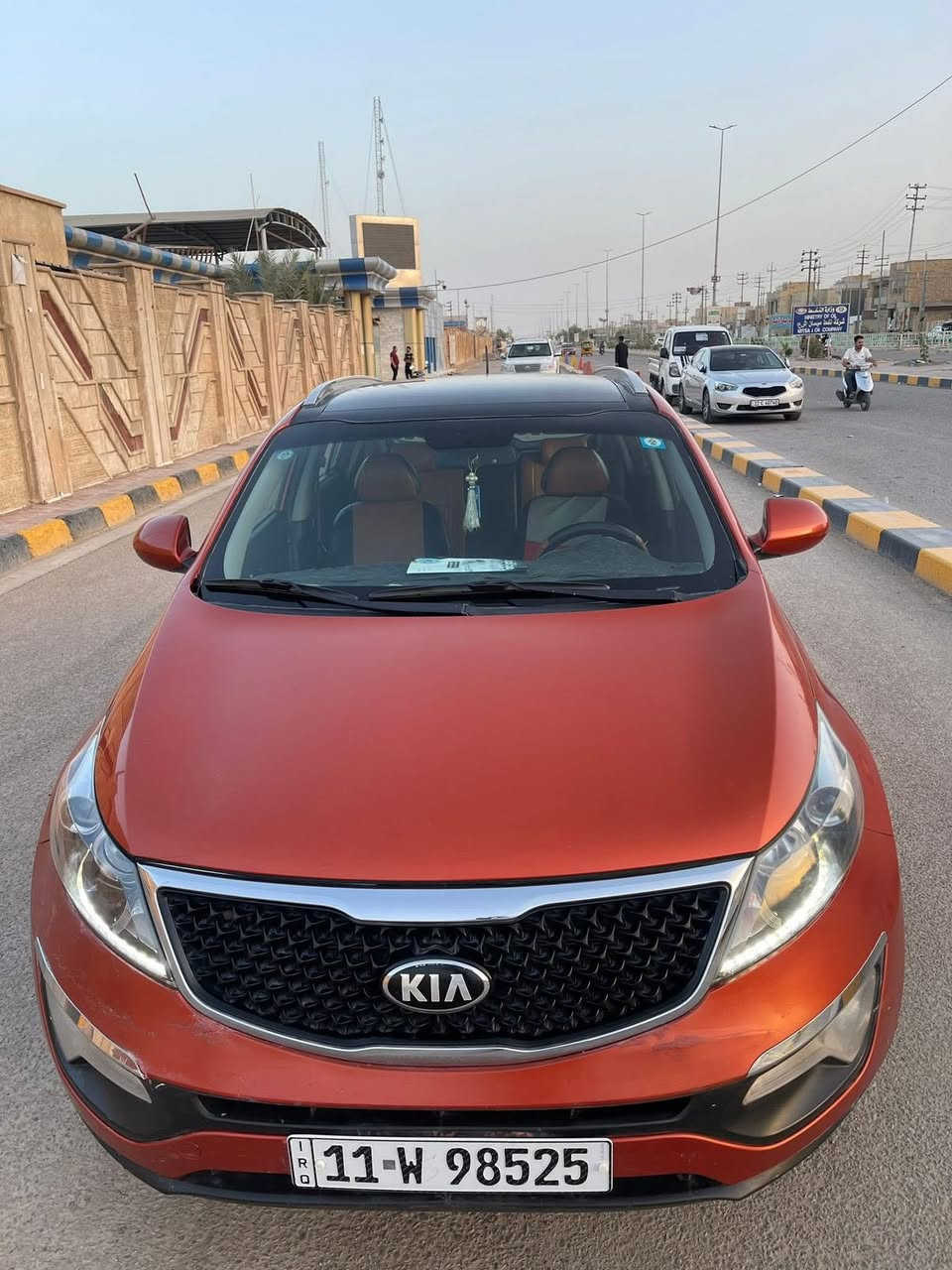 السلام عليكم
للبيع كيا سبورتج 2015
كفاله عامه
وارد خليجي
فول مواصفات
بانوراما تحكم ستيرن 
لايت زنون 
حساس كامره خلفي
محرك كير مكفول
رقم بغداد دولي
السعر 142 وبيه مجال 
الاستفسار ***********
العنوان:ميسان العماره حجي حسن قرب جامعه الامام جعفر الصادق
