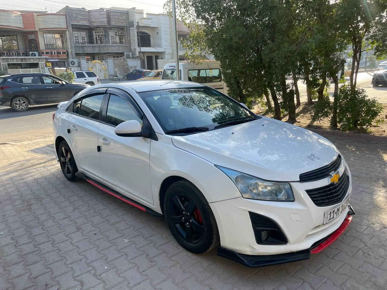 السلام عليكم للبيع فقط شوفرليت كروز٢٠١٣ رقم بغداد انكليزي الجديد بأسمي تحويل مباشرمحرك١٨٠٠ ارغب شي كير اوتماتيك ٦ نمر تبريد ثلج صدر خير من الله تخم تاير مع ادامه كامله ويل كب سبورت بلادي شاشه تاب تحكم ستيرن بيها صبغ خشم البنيد وصفحه اليمنه بيها رش شي قليل اثر شخط بدون ايرباك بدون دواخل السعر٧٧ وهذا رقمي *********** بغداد, العراق
