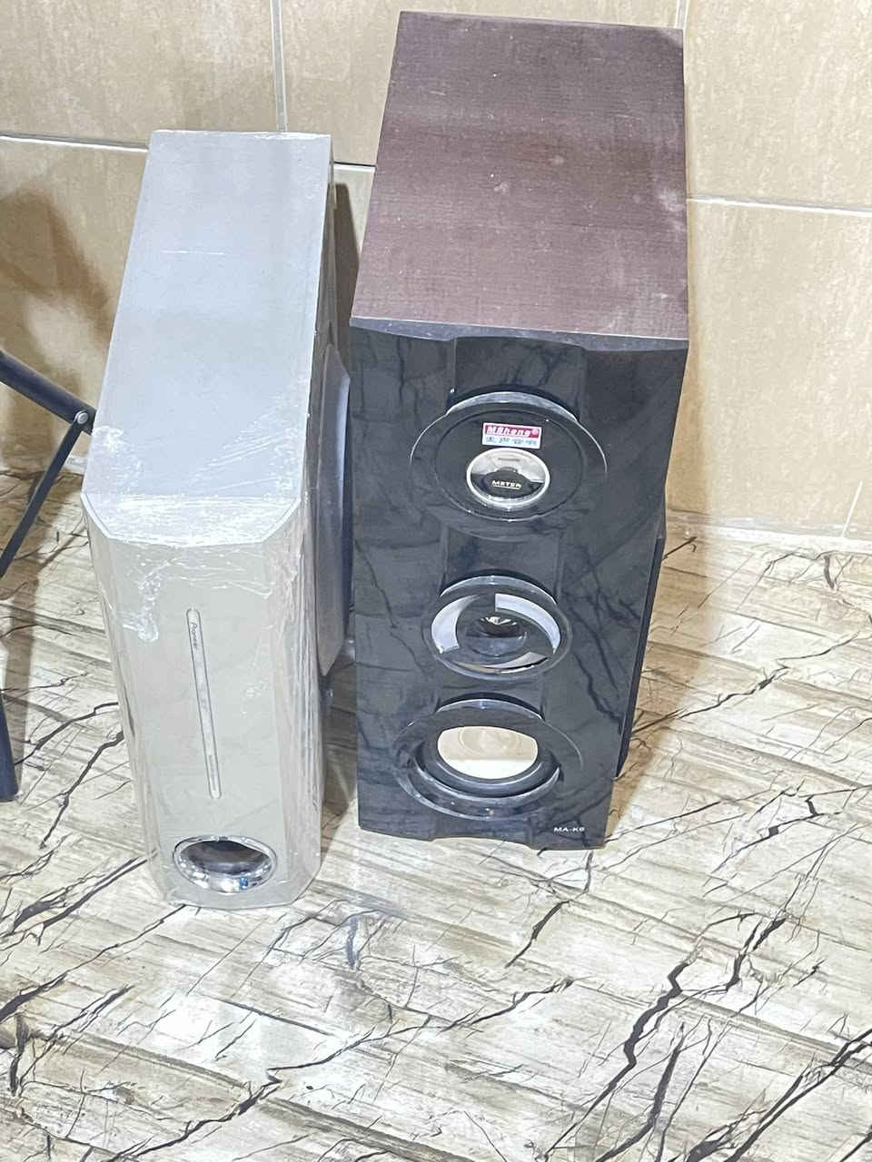 للبيع كلمن وسعره


**إذا كنت صاحب هذا الإعلان وتريد حذفه لأي سبب، رجاءا أرسل رسالة إلى الدعم الفني**