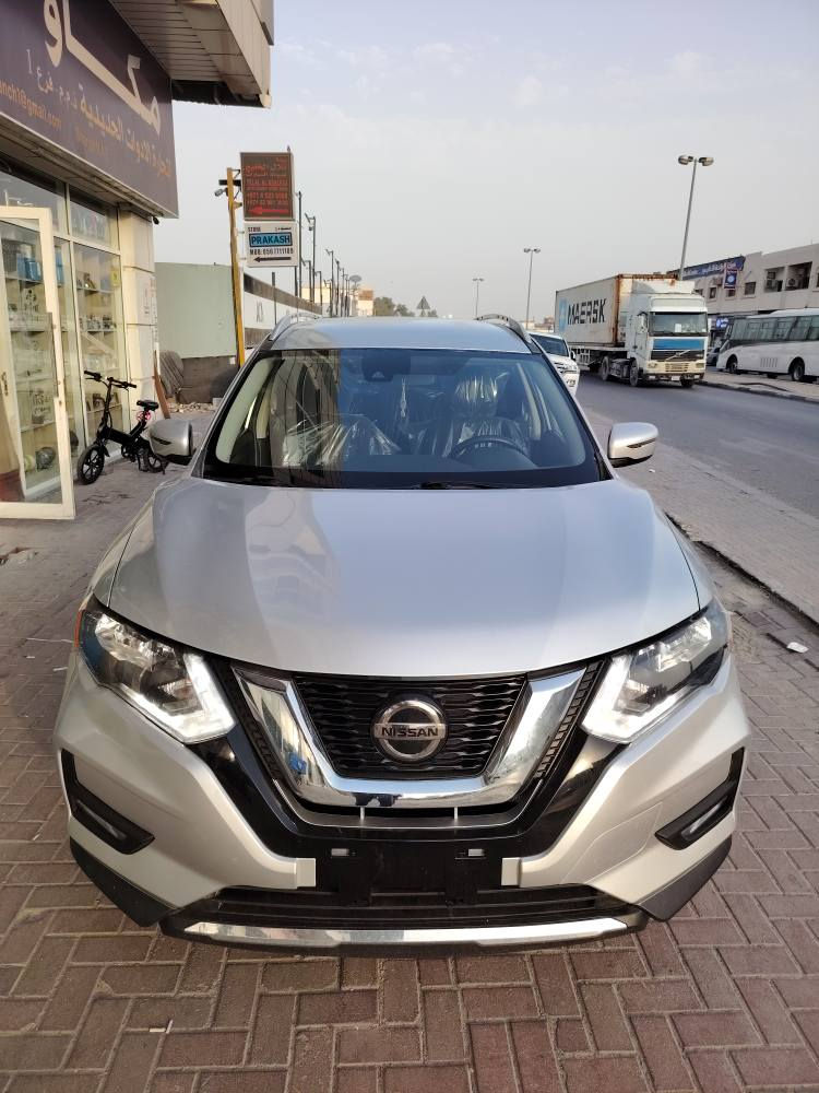Nissan rogue Special  2019
 Mileage only 125k 
VIN :5N1AT2MT8KC830878
Original airbag 
Fresh USA  input 
Silver  color
Passing guarantee
Engin: 2.5 L4
good condition car
More information WhatsApp or call

      0563172247

      [hidden information]


**إذا كنت صاحب هذا الإعلان وتريد حذفه لأي سبب، رجاءا أرسل رسالة إلى الدعم الفني**