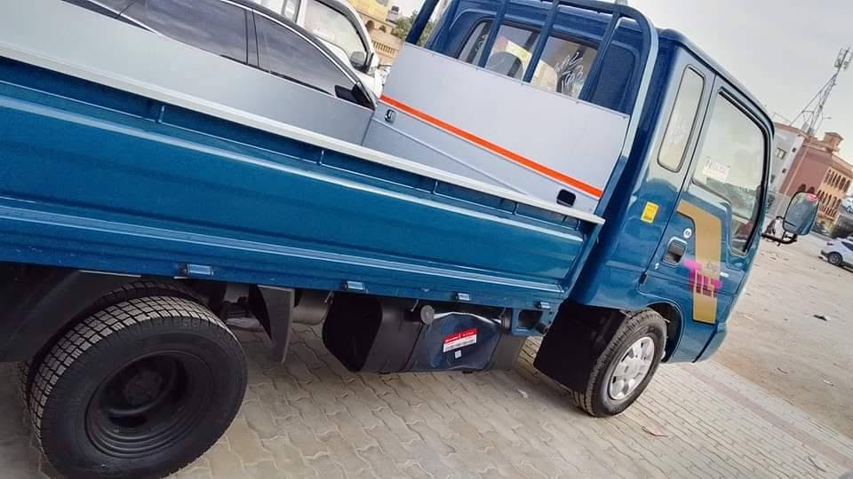السلام عليكم كيا ام عيون موديل للبيع 2003 سعر 90 وبيها مجال بغداد مدينه صدر رقم الهاتف*********** شراي يتصل ويدلل
