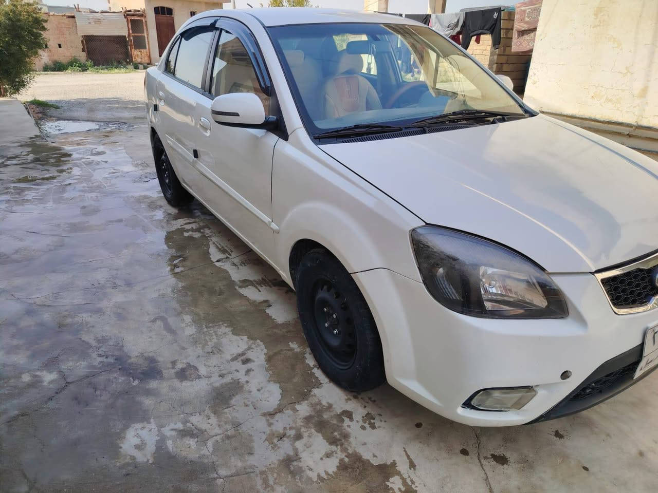 مكلف نشر سلام عليكم كيه ريو  موديل  11 محرك 16 شرط لا تبخير ولا صرف كير وتمتيك رقم اربيل سنويه جديد بيه كاربون بانزين   طخم تيرات جديد صدر امامي خلفي جديد تبريد ثلج صبغ 3 قطع بدون داخل سعر 87
***********
