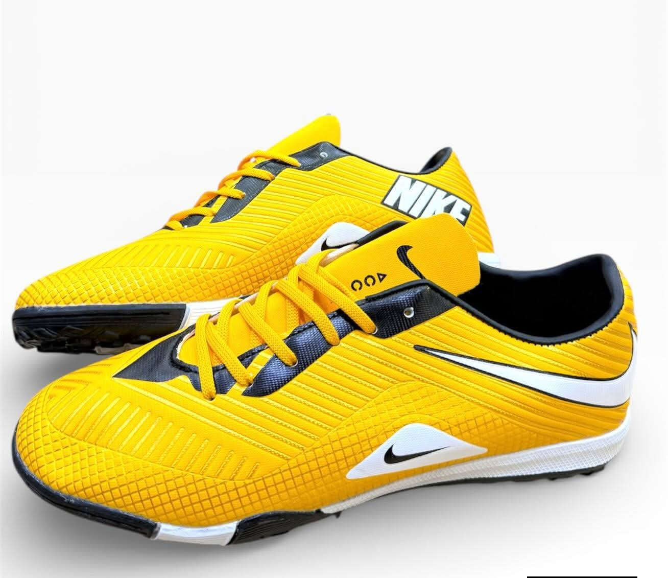 كونكريت كروب للتجهيزات الرياضية موصل المجموعة الثقافية 🏋️ 
‏‎ حذاء تارتان محبب الخفيف🔥***********
الصناعه فيتنامي خياط داخلي

‏‎يوجد توصيل لكافة محافظات العراق✈️
