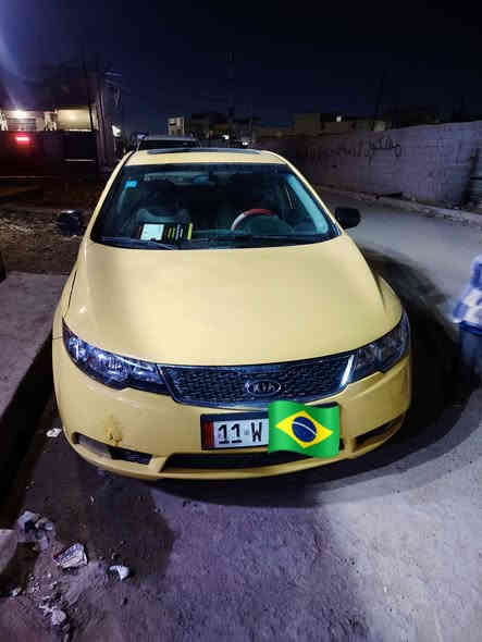 فورتي للبيع مديل 12 وارد كوري  فتحه بصمه فول موصفات تحكم ستيرن بيه خيط محرك دوش 1600 مصفره هيئه وغرامات السعر  92 وبيه مجال قليل مكاني حي الرحمه شماعيه بغداد ***********
