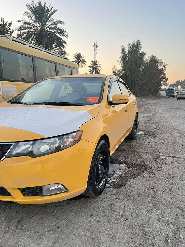 السلام عليكم
فورتي موديل 12 وارد امركي ممينه 2000 دوش المرغوب حادث جاملغ الايمن والايسر مفتوح سياره جاهزا من كلشي ممينه جديده ب كارتون نقص غاز تبريد فقط اثناء شد المكينه
السعر 87 بيها مجال حك الجيه مكان السياره بغداد قرب الجزيره ***********
