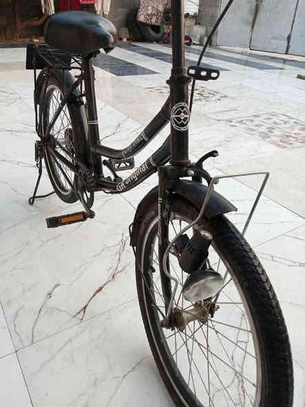 للبيع سعره 75 الف قفل تواصل تصال مكاني عماره حي شرطه ***********
