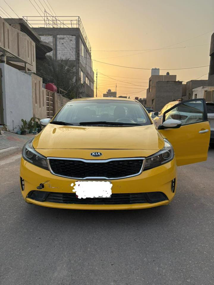 السلام عليكم kia فورتي موديل 19 (ادوات ادوات ادوات) أصل مكفولة من الكص والعيب الشرعي مكينه 2000دوش بانزين أصل وبيها منظومة غاز بيها أرقام و سنوية شمالي كير مكينه مكفول كشر حلو دواخل نضيفة شاشه كاربلي بيها نقطة، سودة ما اماثرة أبد ريمونت تحكمات ستيراً جاهزة من كل شي على حباية ونص حتى دهن مبدل حديدية لوك وخير من اللة مكاني بصرة ***********
سعرها 55ورقة بيع فقط فقط بدون مراوس
