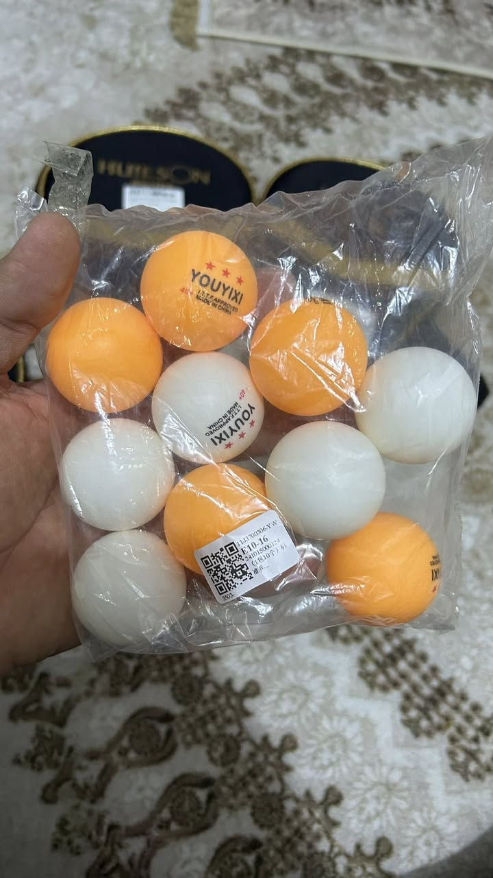 ريكتات منضدة نوعية جداً ممتازة متوفر 3 قطع مع الكرات ابيعهن كلهن ب 40 الف وبلعافية متوفر توصيل لجميع المحافظات وعندة منضدة كاملة ماركة سوبر ستيكة للتواصل واتس اب ***********
