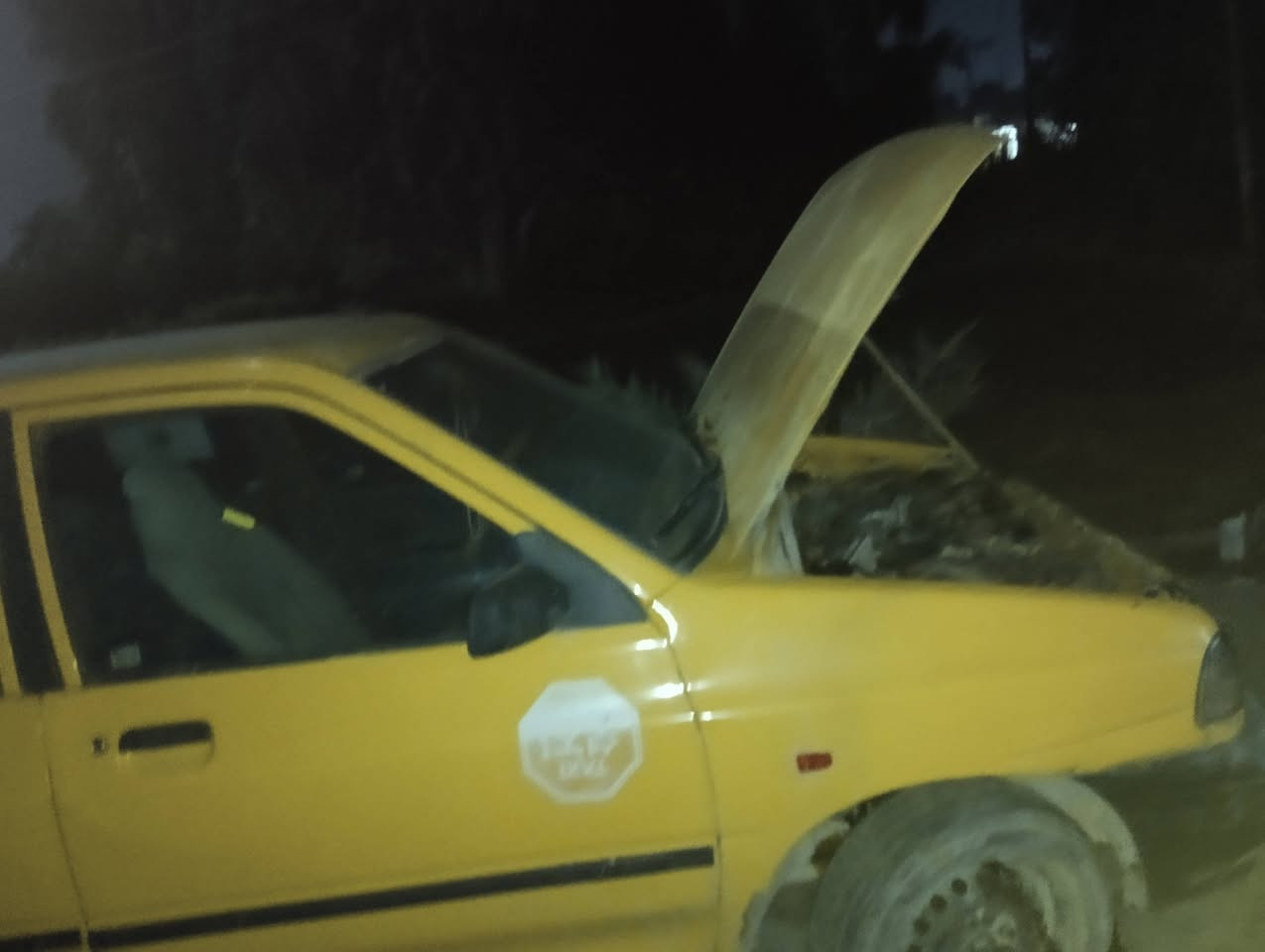 سلام عليكم سايبه رقم احمر سنويه منتهيه ب2023عليه هيه 550وره مشتري وغرامه ما عليه كير ومحرك شديتهن جديد سياره جانت متروكه بيه فطر من الخارج زقير بي اصبع مابيه اي ضربه ولالحيم سعر 17وبيه مجال ***********او ***********
