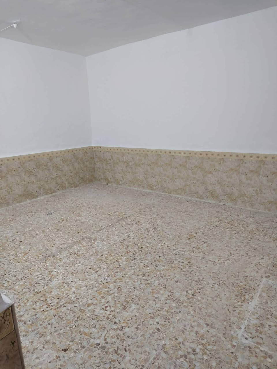 .🛑 دار سكني  للبيع 🛑 
المنطقة : الحضاره 🚩 منطقة النسر
اقرب نقطه داله : شارع اسواق طيبة 

المساحه :   100✅   واجه10

التفاصيل : غرفة نوم وصاله واستقبال ومطبخ وصحيات داخليه وخارجيه 

.............
للاستفسار
     مراجعة مكتب رسول الوزني للعقار  
الديوانية . حي الحضارة قرب اسواق طيبة
 للمعلومات ولمزيد من التفاصيل ⬇️
       مراسلة الصفحة  
      ارقام الاتصال 
***********
