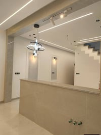 نصف قطعه 100  عرض 5 ونزال 20 للبيع مجمع حجي حسين مقابيل المستشفى ملحق ...