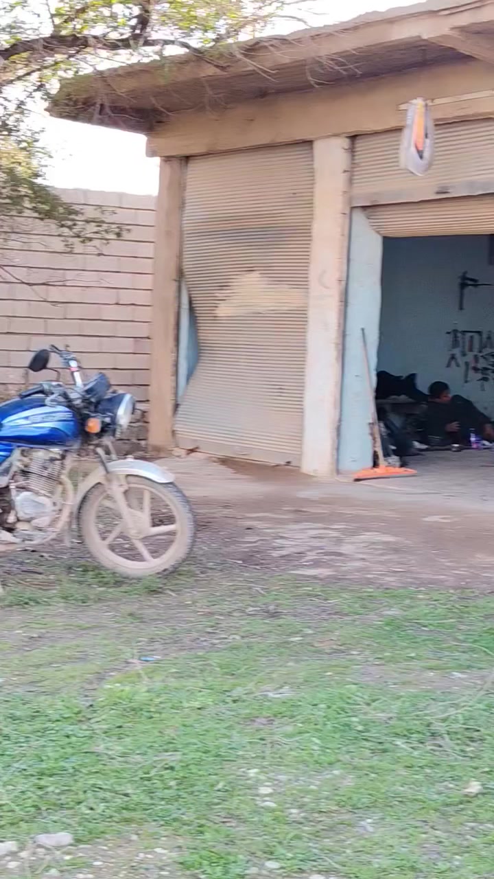 السلام عليكم مقطع توضيحي
بخصوص الأسئلة التي تردني يوميآ محلك وين؟؟؟
الشارع العام ناحية القيارة قرية الحود بالقرب من مركز شرطة الحود
حياكم الله
للأستفسار :***********
