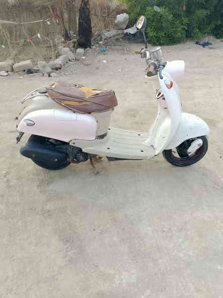 السلام عليكم دراجه للبيع مصريه عوزها كابريتر العنوان سوق الشيوخ للمراوس وذا اصلحه ب 200وذا هجي   السعر 150 وبها مجال الطيبين الرقم ***********واتساب
