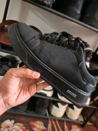 كل قطعة وسعرها ماركات نظيفة وقطع خفيفه