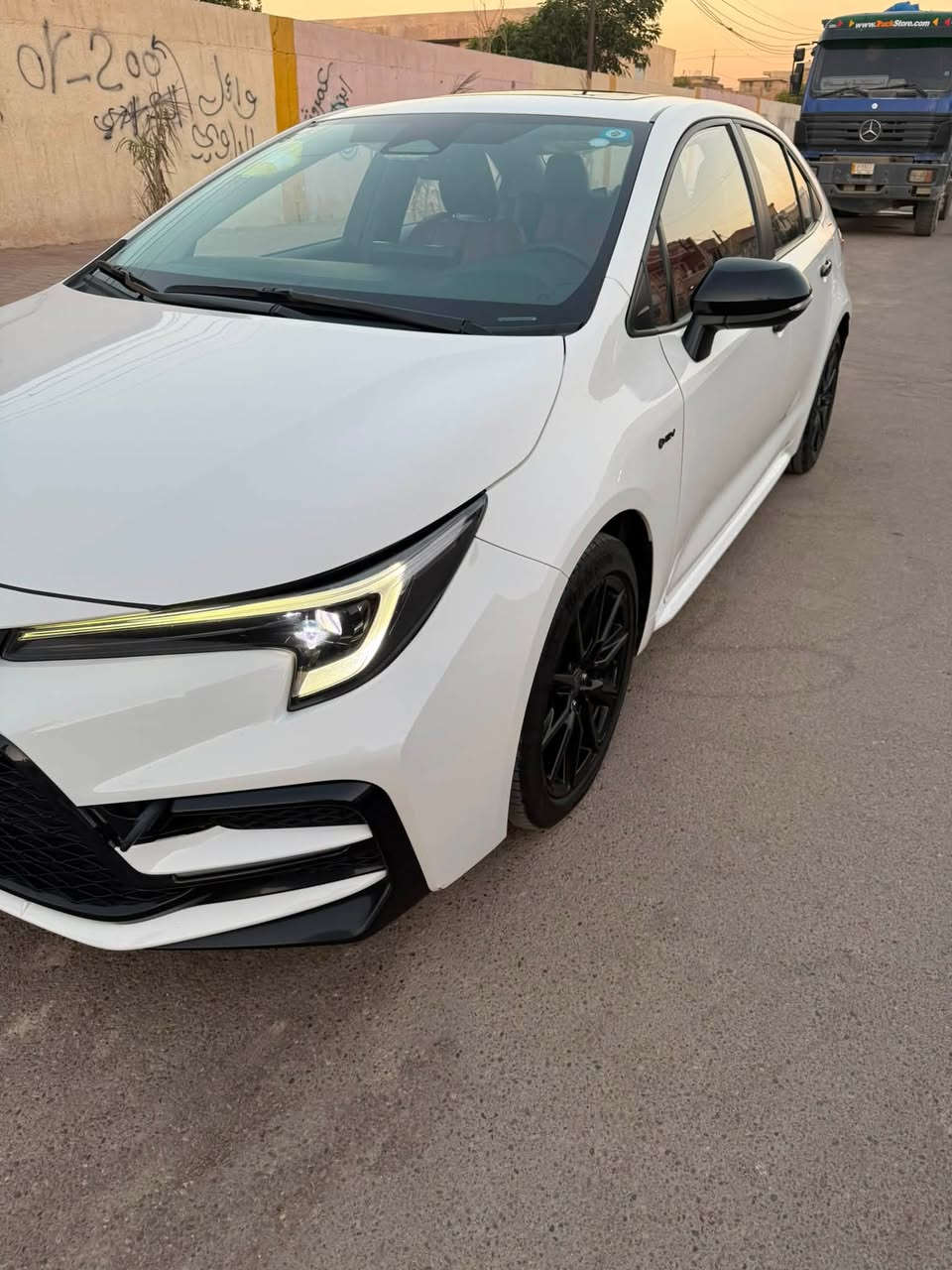تويوتا كورلا شكل امريكي
موديل 2025
الفئة S بلاك ادشن 
عداد المسافات 30 الف كم
المواصفات فول 1/1
مقاعد جلد احمر و اسود 
كرسي كهرباء 
السعر:160$ 
للاستفسار الاتصال
ملاحضه السياره كفاله عامة 
مكان السياره بغداد الدوره
***********
