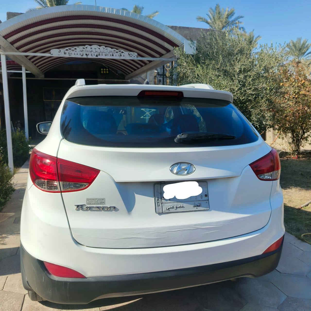 سلام عليكم ورحمة الله وبركاته اخوان توكسان خليجي ٢٠١٥ بأسمي محرك مفتوح باقي السيارة مكفول عدى كارت بالبنيد أثر تكشير السعر ١٦٠ مع المجال رقم موبايل *********** رقم نجف
