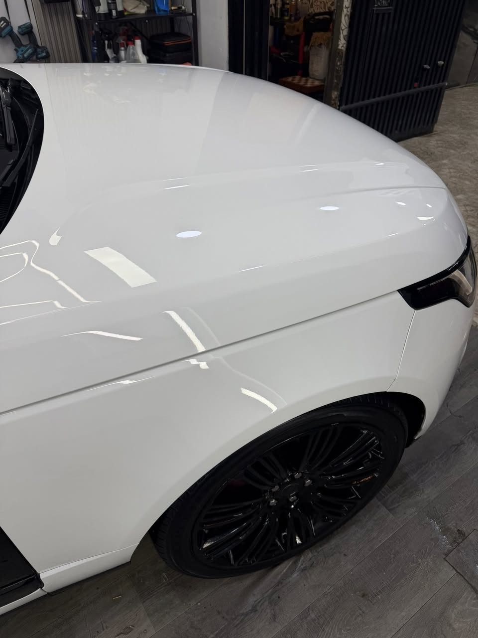 من رخصه الادمن 
للمراوس مع bmw 530 او 330 
رانج روفر فوك 2019 اوتو باييكرفي خليجي وكاله كفاله 
فول 1/1 للاخير دبل شاشه بلادي سياره فول للاخير 
V6 سوبر جارج 
كير مكينه كفاله 
ادمه كامله 
بدون نقص برغي واحد 
صار بيها اقل الشبر بجاملغ وتكحل على كده فقط 
***********
