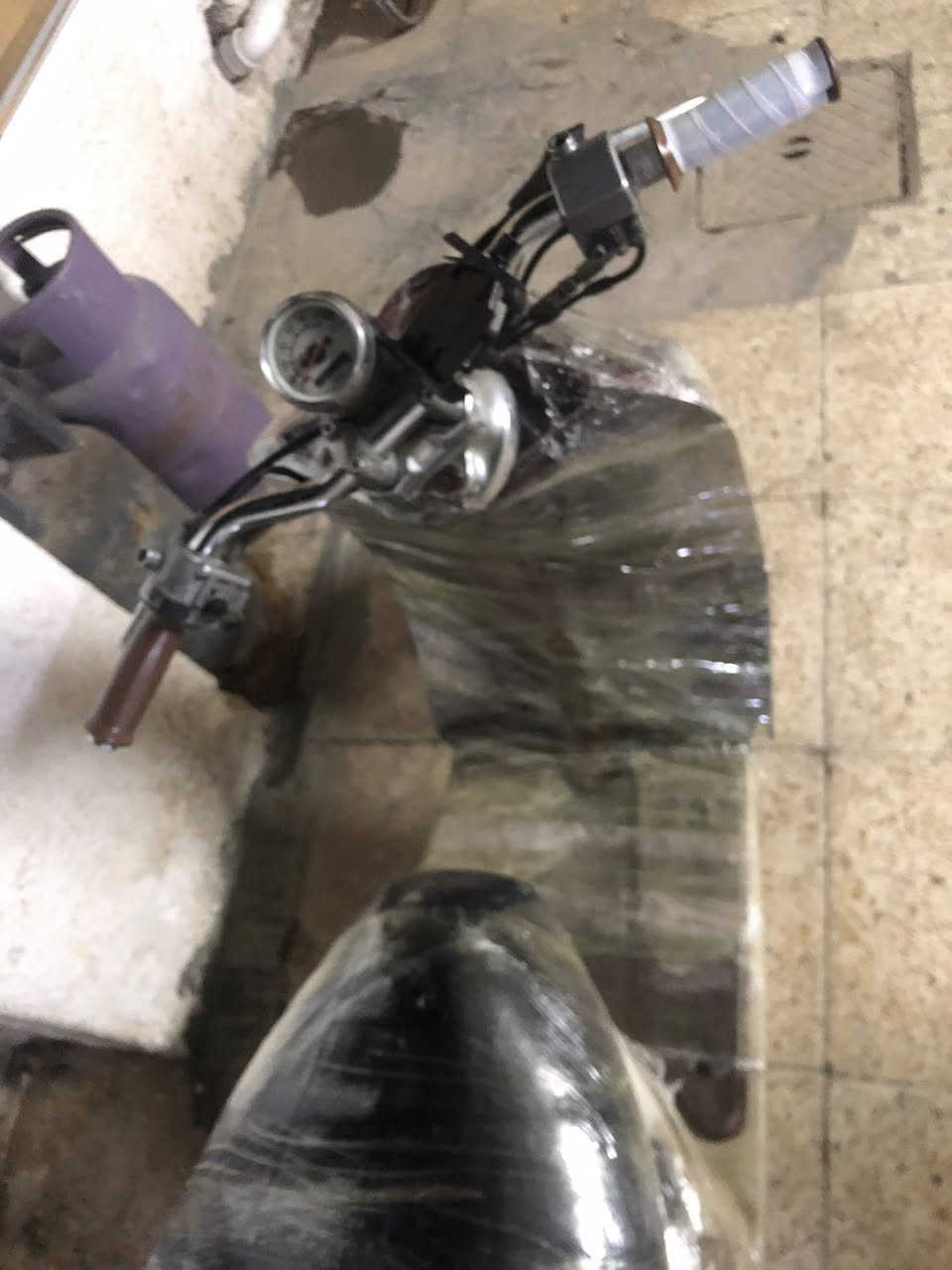 السلام عليكم دراجه ٦٠ عبد حليم
سلام عليكم دراجه ٦٠ عبد لحليم 
كامله من كلشي فقط يحتاج الها كفرات نكره سلف ونكره هندر وبرك امامي وخلفي السعر ١٣٠ وبيها مجال
المكان بغداد 
***********
