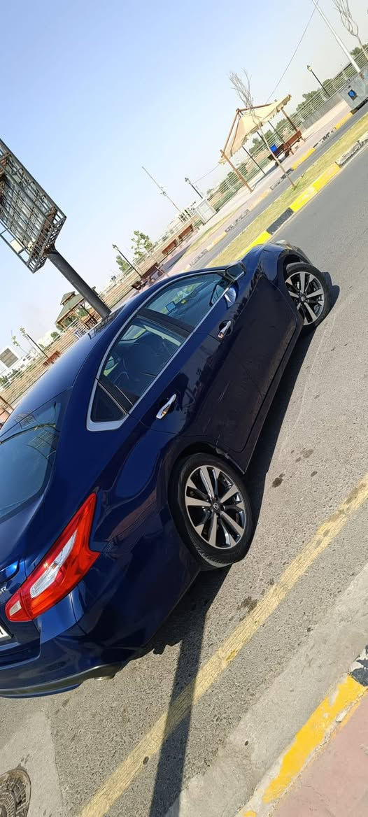 السلام عليكم
نيسان التيما ٢٠١٦ SR سياره نضيفه وكلشي جديد مبدل طخم ورا كدام كلو جديد باتري جديد تبريد شغال السياره شفتات وبصمه ابواب وتشغيل عليها زينول عالي ناصي والسنويه لي ٢٠٣٠ تنتهي بسمي السياره وضررها ٣ قطعه جاملغين وبوند السعر ١٠٨ وبيها مجال قليل وعليها غرامه ورقتين ينزل من سعرها  مكاني اربيل
رقم موبايل بي واتساب ***********
