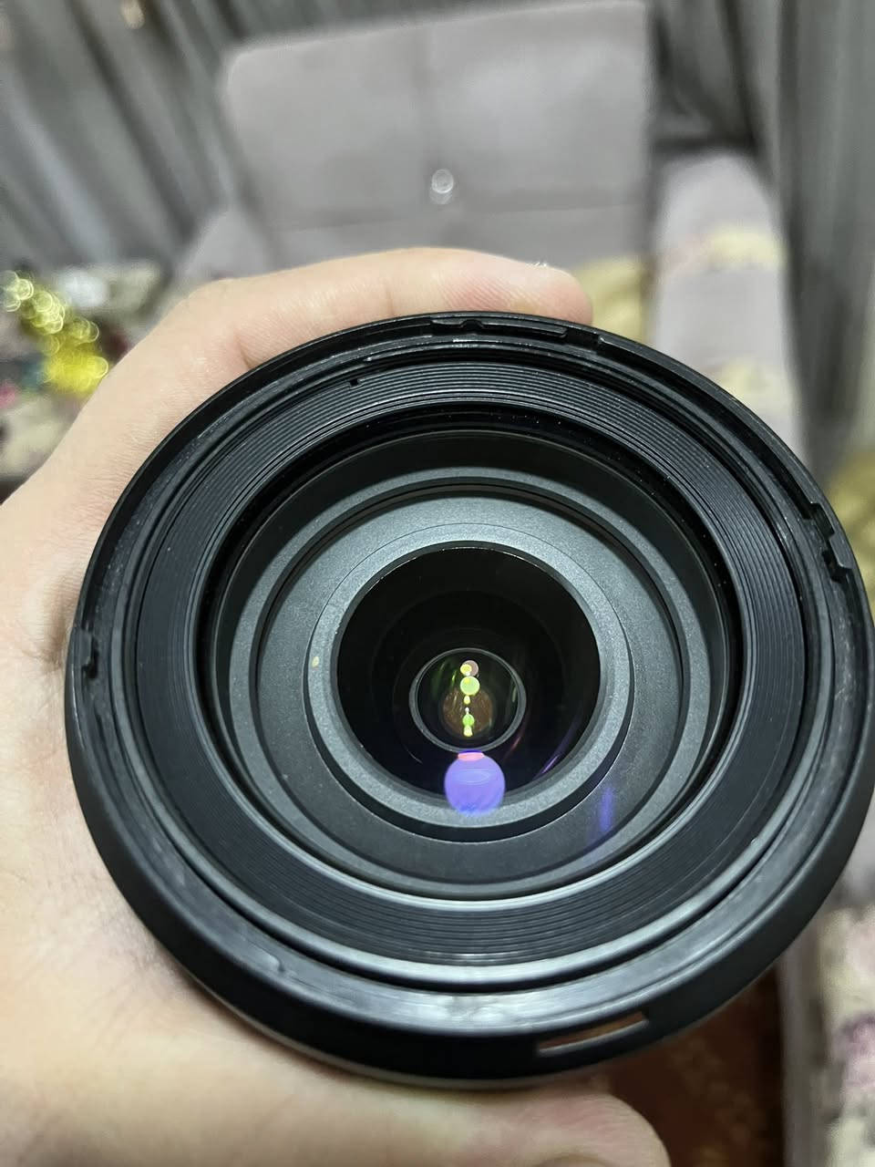 السلام عليكم ورحمة الله وبركاته
عفوا عندي هاي العدسة tamaron للكانون ef 
البعد البؤري 17-50 mm وفتحة العدسة f 2.8 
العدسة نظيفة واستخدامها قليل
عارضها ب 240 الف دينار
مكاني بغداد ورقمي
***********
