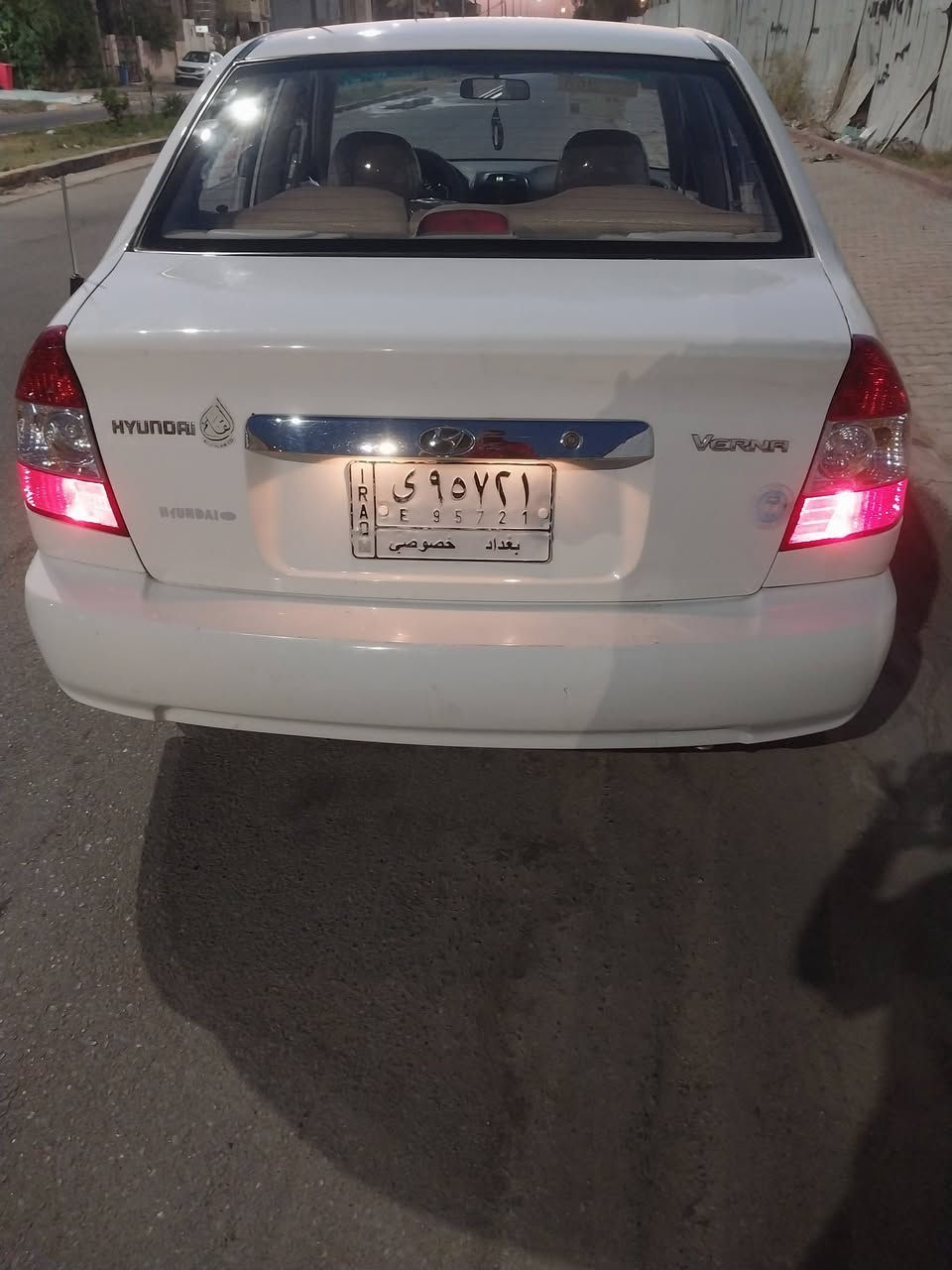 ياالله السلام عليكم للبيع فيرنا موديل ١٢ سيارة جاهزة مكينة كير تبريد دوشمه صدر تايرات كله مكفولة بية دوس معمرة وهلال وبلبنيد بلطر٥ شوية صبغ بدون اي تصليح داخل لسيارة لسعر ٧٢ وبية مجال للستفسار *********** مكاني بعداد لحريه
